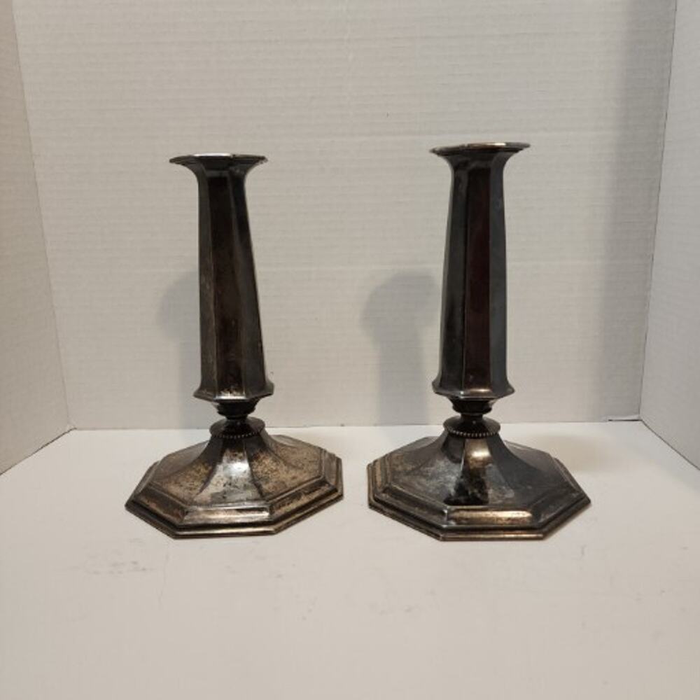 ANTIQUE DERBY S.P. Co. Silver Plated Elegant Pair Of 9" Candlesticks #2570